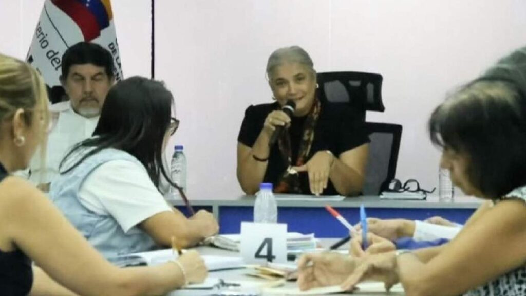 Diario Frontera, Frontera Digital,  Nacionales, ,Ministerio de Educación instala comisión para evaluar tareas escolares