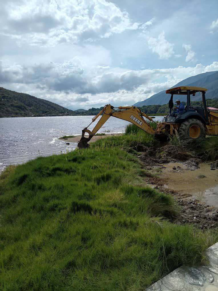 Diario Frontera, Frontera Digital,  Regionales, ,Dichas labores están orientadas por el gobernador Arnaldo Sánchez, con el objetivo de preservar el equilibrio ecológico de este importante cuerpo hídrico, ubicado en el municipio Sucre del estado Mérida,Gobierno de Mérida realiza mantenimiento 
y preservación del Monumento Natural Laguna de Urao