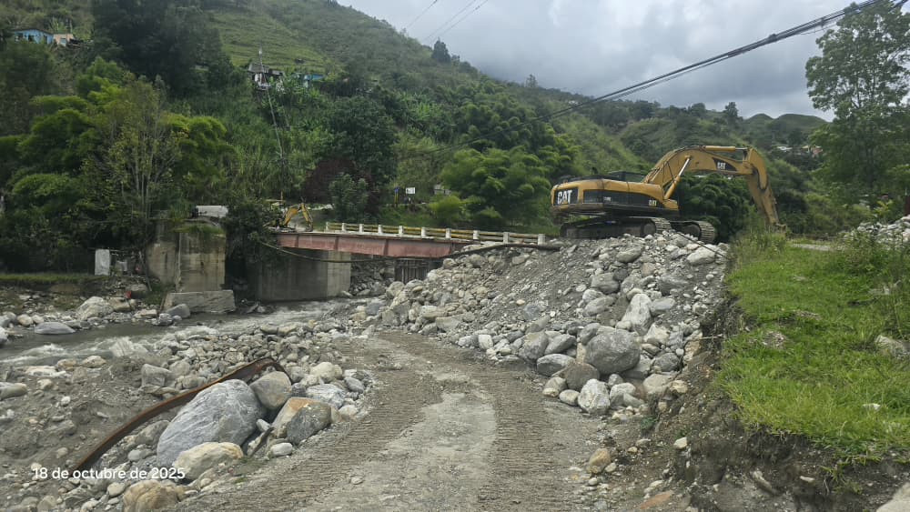 Diario Frontera, Frontera Digital,  Regionales, ,Denuncian inacción gubernamental ante derrumbe de puente a la Mucuy Baja