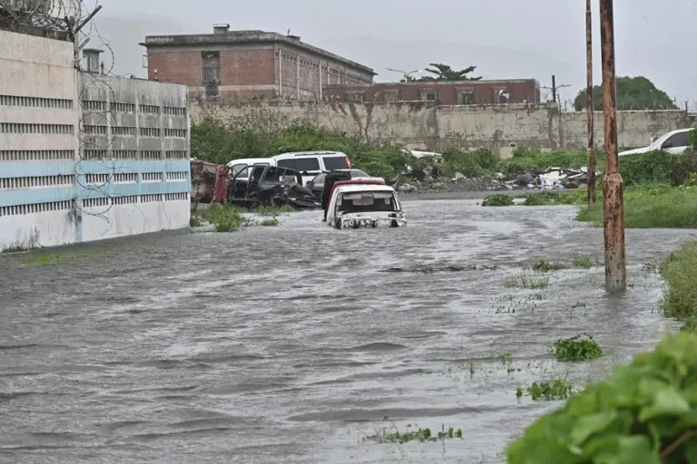 Diario Frontera, Frontera Digital,  Internacionales, ,Aunque se trata del tercer huracán de categoría 5 de la temporada en el Atlántico, después de Erin y Humberto, Melissa es el primero que toca tierra,El primer ministro de Jamaica declara al país 
como «zona catastrófica» tras el impacto del huracán Melissa