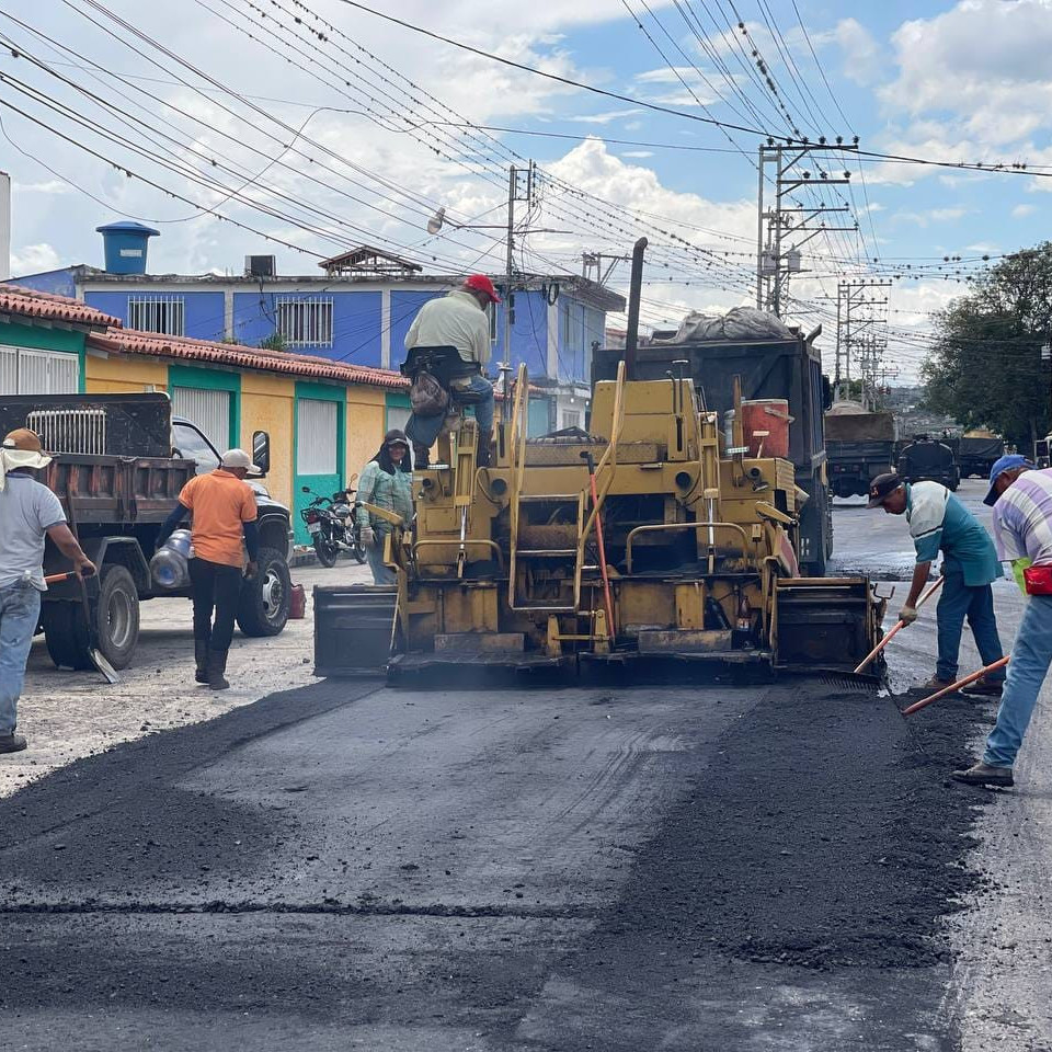 Diario Frontera, Frontera Digital,  Regionales, ,Aplicadas más de 200 toneladas de asfalto en av. Fernández Peña de Ejido