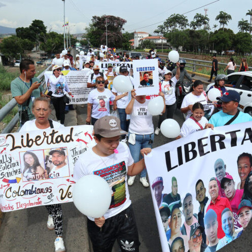 Diario Frontera, Frontera Digital,  Internacionales, ,Familiares de colombianos detenidos en Venezuela piden su liberación en puente Simón Bolívar
