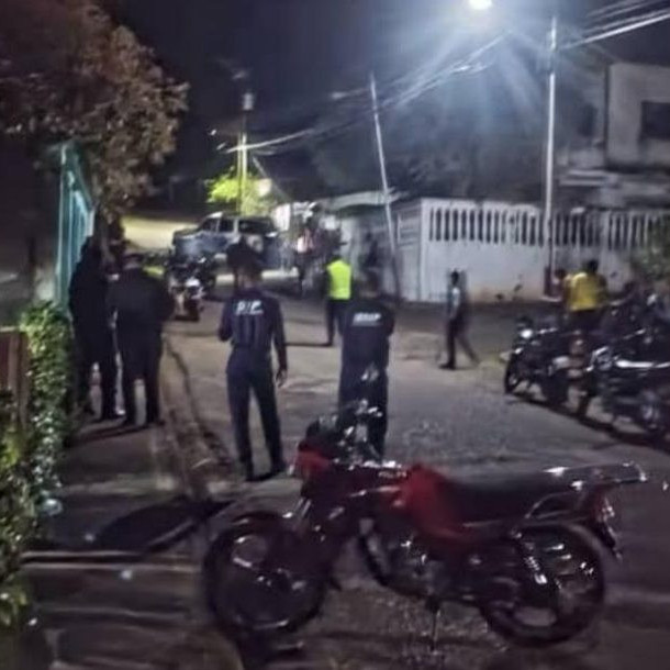 Diario Frontera, Frontera Digital,  Nacionales, ,Exsacerdote tomó como rehenes a una joven y su familia en Cojedes