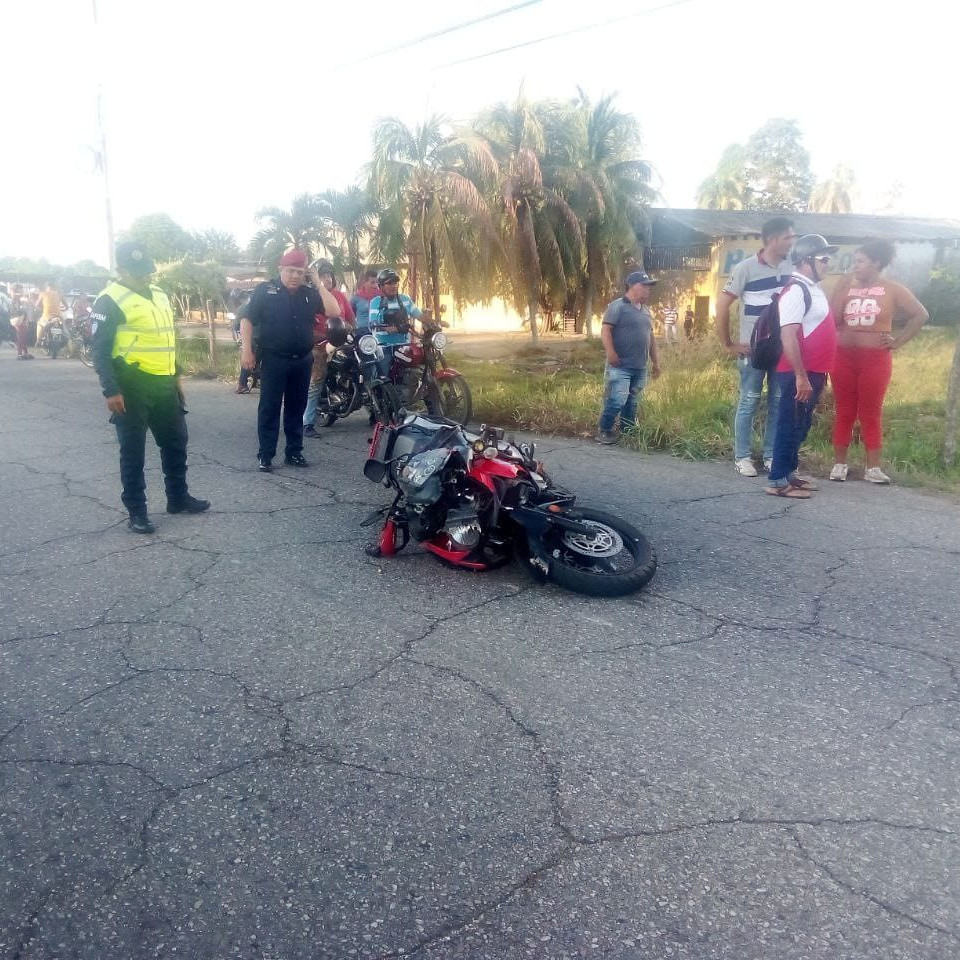 Diario Frontera, Frontera Digital,  Sucesos, ,Conductores de dos motos resultaron lesionados tras impactar entre ellas en El Vigía