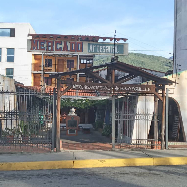 Diario Frontera, Frontera Digital,  Regionales, ,Mercado Artesanal de Mérida: 15 días sin electricidad 
por deuda acumulada de algunos locatarios