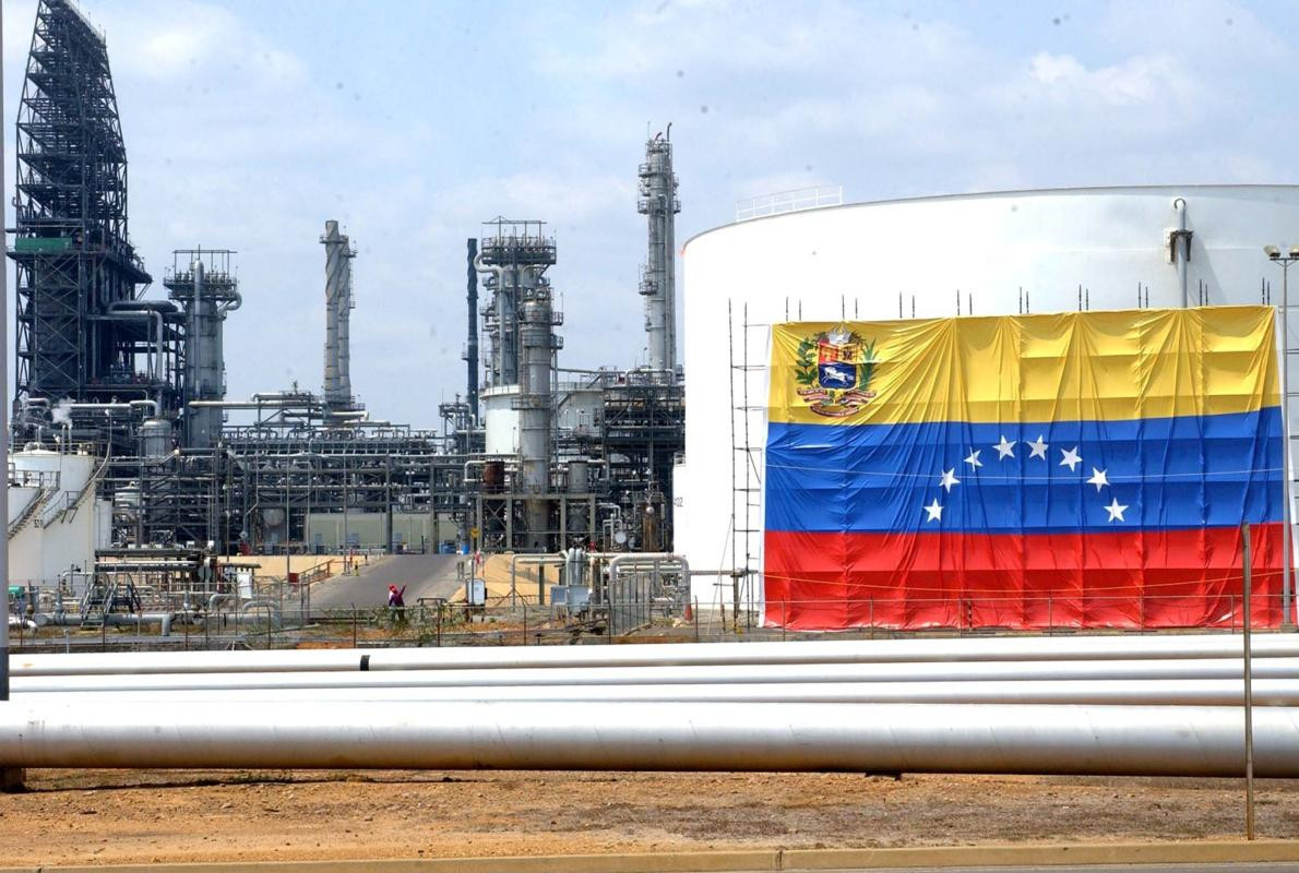 Diario Frontera, Frontera Digital,  Nacionales, ,Maduro ha sostenido que la producción nacional ha crecido 12 % durante el año, atribuyendo los avances al “esfuerzo propio” de la industria nacional y a la apertura a nuevos capitales extranjeros,Producción petrolera en Venezuela subió a 1.132.000 bdp en octubre