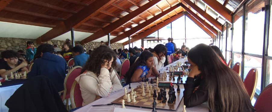 Diario Frontera, Frontera Digital,  Deportes, ,El presidente de la Asociación de Ajedrez en Mérida  señaló que, si bien este evento cierra las actividades federativas del 2025, también motiva a la planificación del calendario para el próximo año,Éxito Rotundo Campeonato Nacional Junior y Cadete de Ajedrez 2025