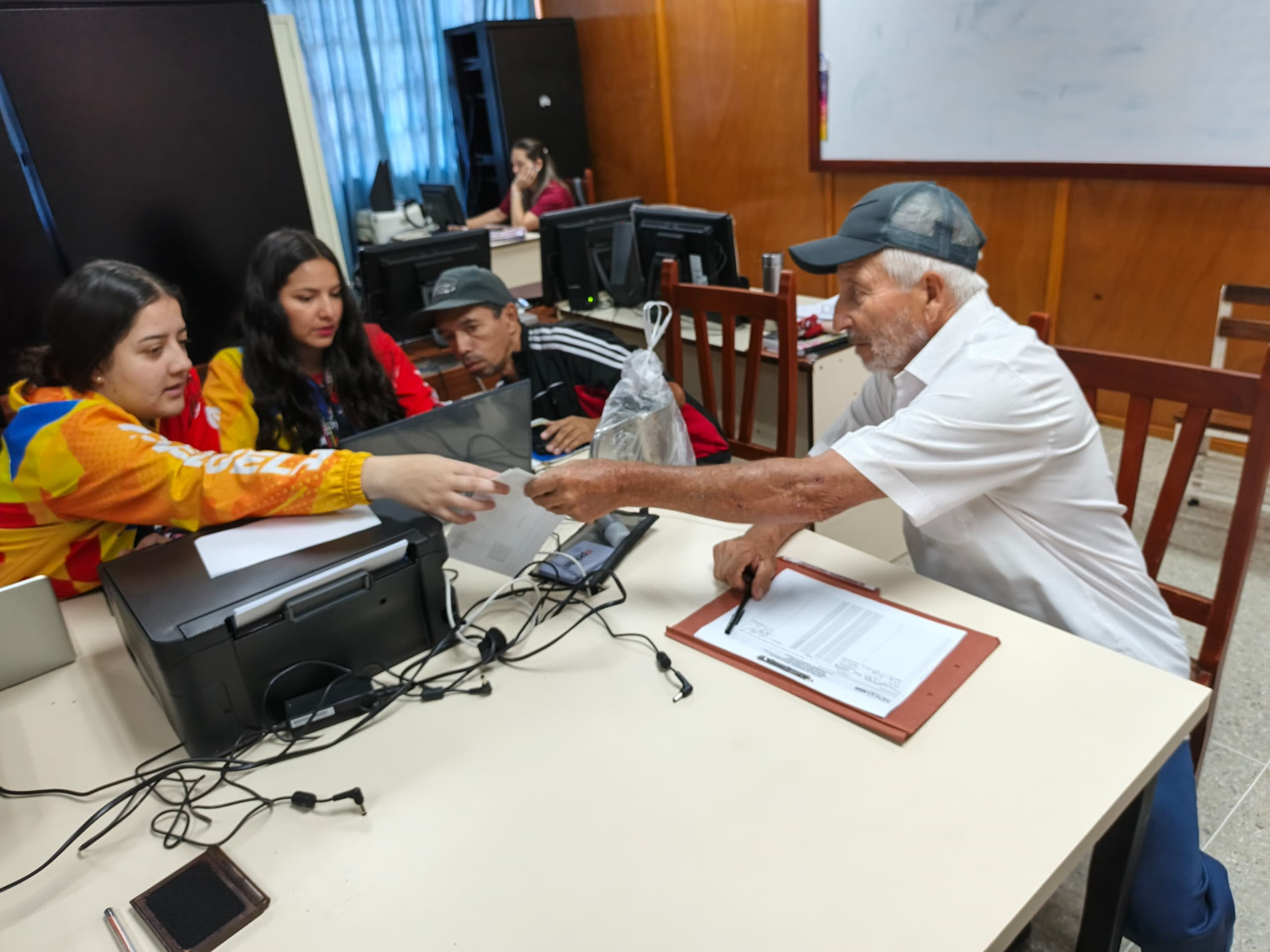Diario Frontera, Frontera Digital,  Regionales, ,Del 26 al 28 de noviembre Seniat Mérida activa operativos especiales 
para recuperación de usuario y clave del RIF