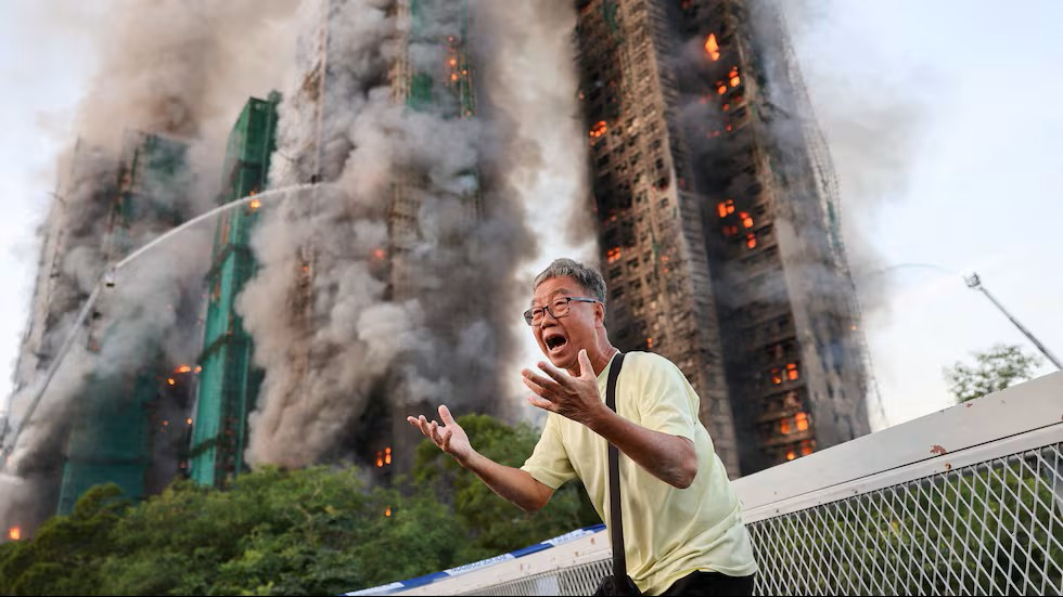 Diario Frontera, Frontera Digital,  Internacionales, ,Es la primera vez en 17 años que Hong Kong declara un incendio de nivel cinco, el más alto, una decisión excepcional que refleja la magnitud y la rapidez con la que se han propagado las llama,Al menos 36 muertos y 279 desaparecidos en el incendio 
de un complejo de torres residenciales en Hong Kong