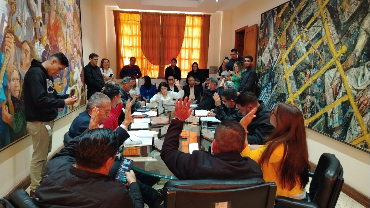 Diario Frontera, Frontera Digital,  Regionales, ,El documento de dicha ley, tiene fecha tope para su revisión hasta el 15 de diciembre, Vera comisionó al legislador, Jhoanfer Márquez, quien preside la Comisión Permanente de Contraloría y Finanzas.,Legisladores merideños aprobaron Ley de Presupuesto en 1era discusión