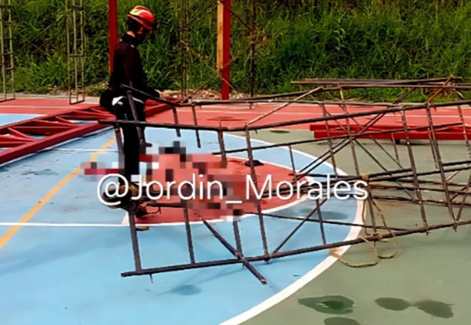 Diario Frontera, Frontera Digital,  Sucesos, ,La víctima fatal fue identificada como William González, de 55 años de edad, a quien le diagnosticaron traumatismo craneoencefálico complicado y perforación de uno de los pulmone,Un fallecido y un herido al caer de un andamio en un liceo de Los Curos