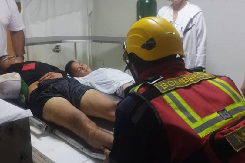 Diario Frontera, Frontera Digital,  Sucesos, ,Dos menores lesionados tras volcar la moto sobre la vía en Nueva Bolivia