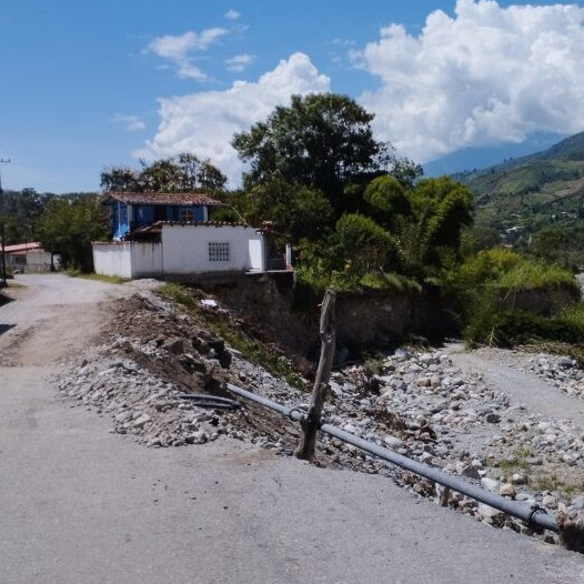 Diario Frontera, Frontera Digital,  Páramo, ,Comunidad Hacienda y Vega exige soluciones 
en vialidad y vivienda tras afectaciones del río Chama