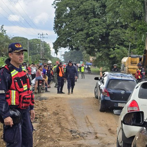 Diario Frontera, Frontera Digital,  El Vigía Panamericana, ,Gobernador Arnaldo Sánchez atiende emergencia vial en El Quebradón con respuesta inmediata