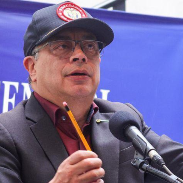 Diario Frontera, Frontera Digital,  Internacionales, ,Petro sobre acciones militares de EE UU en Venezuela: 
"No apoyo a Maduro, pero no apoyo una invasión"