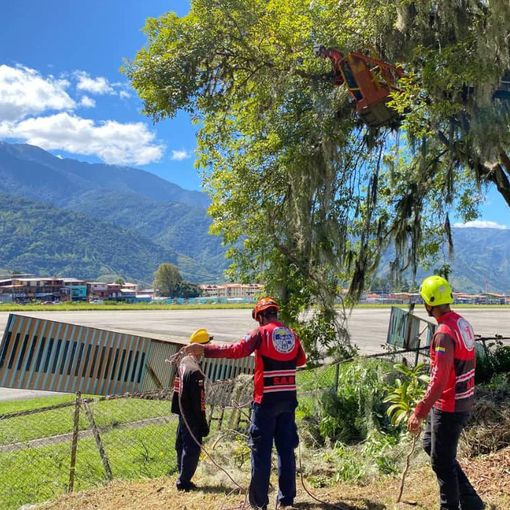 Diario Frontera, Frontera Digital,  Regionales, ,Rehabilitada la cerca perimetral del Aeropuerto Alberto Carnevali