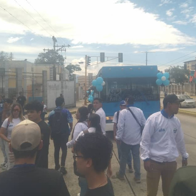 Diario Frontera, Frontera Digital,  Regionales, ,Estudiantes califican de "circo mediático" reahabilitación de ruta universitaria en la ULA