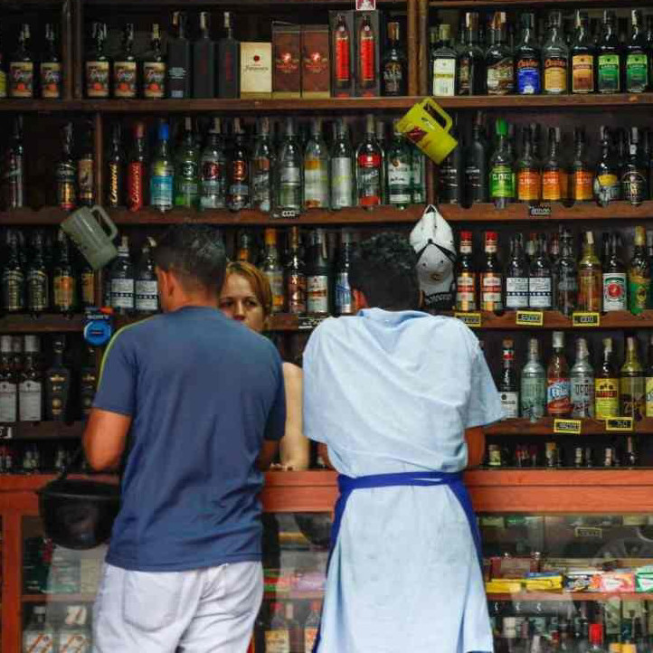 Diario Frontera, Frontera Digital,  Regionales, ,Licoreros exigen a la Alcaldía de Libertador incluir domingos 
y revisar impuesto "exagerado" en horario navideño