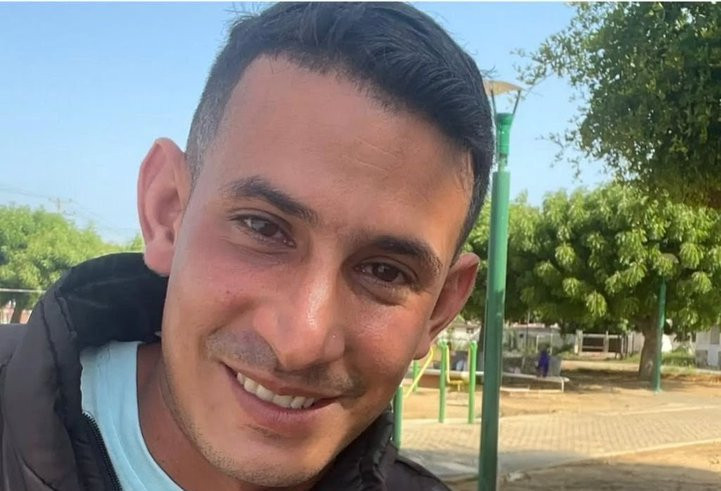 Diario Frontera, Frontera Digital,  Nacionales, ,De manera extraoficial, se conoció que la detención estaría relacionada con la difusión de un video en el que Serna mostraba un enorme hueco en la avenida Intercomunal, una vía principal de la ciudad que desde hace meses presenta fallas sin ser atendidas por las autoridades.,Sntp denuncia detención del periodista zuliano José Serna en Cabimas
