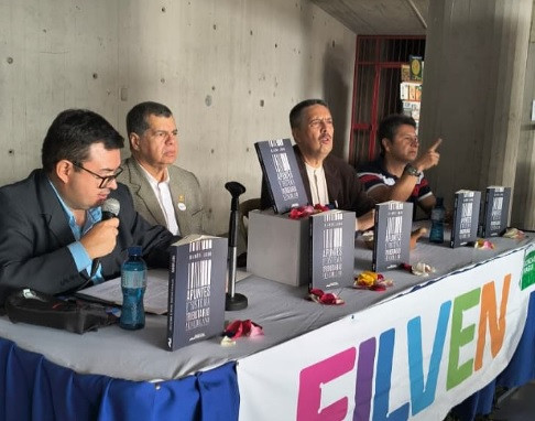 Diario Frontera, Frontera Digital,  Regionales, ,Lobo quien además es Doctor en Ciencias gerenciales por la Universidad Latinoamericana y del Caribe, trasmitió a los presentes al evento los conocimientos sobre la evolución del sistema tributario venezolano en estos últimos años.,Bautizado el libro "Apuntes sobre el Sistema Tributario Venezolano" del economista Ramón Lobo