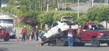 Diario Frontera, Frontera Digital,  Sucesos, ,Accidente en El Vigía,Enorme cráter originó aparatoso accidente 
en avenida Don Pepe Rojas de El Vigía