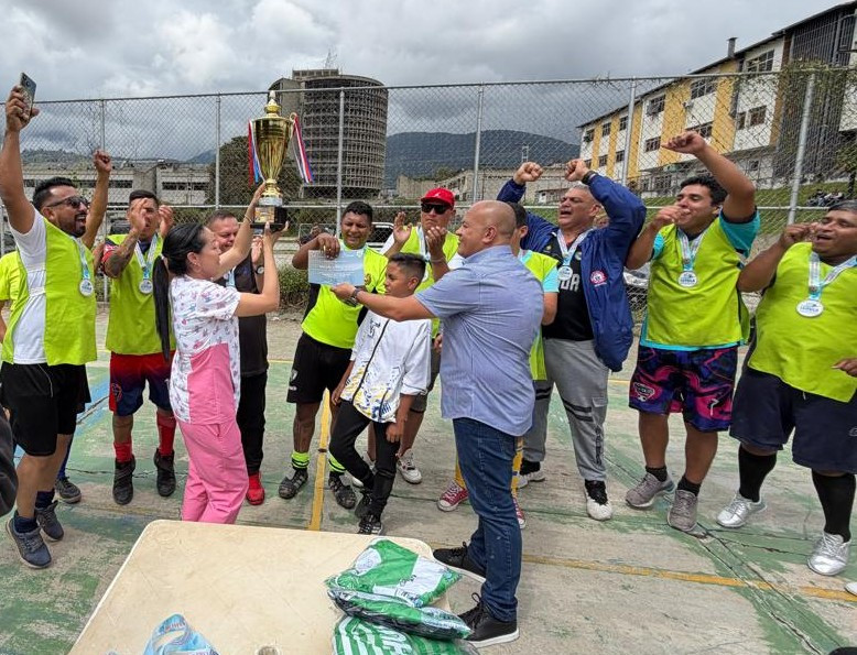 Diario Frontera, Frontera Digital,  Deportes, ,El evento también fue posible gracias al apoyo del gobernador del estado Bolivariano de Mérida, Arnaldo Sánchez, la Secretaría para la Transformación Social, dirigida de Sorainel Castillo, y la Secretaría para el Desarrollo de la Salud, liderada por la doctora Moraima Salazar.,Malariología se consagra campeón de la Copa Navidad Iahula 2025