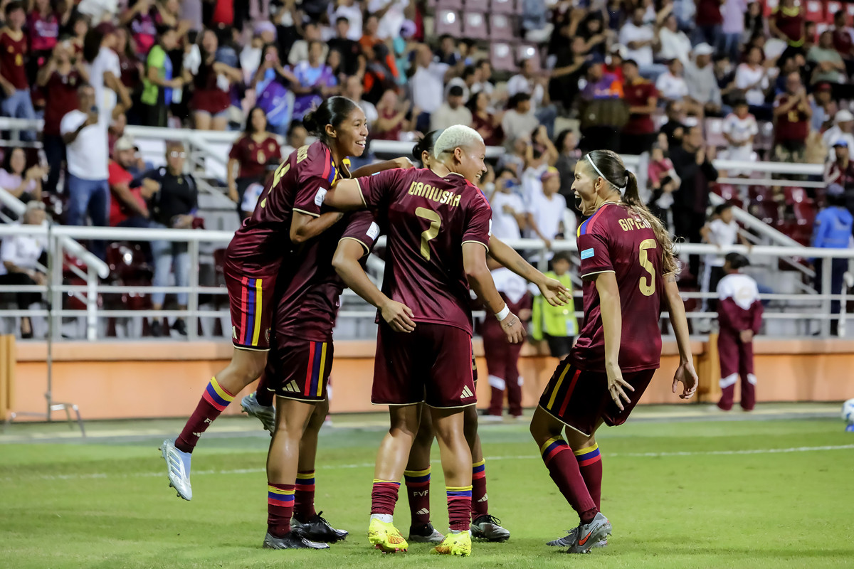Diario Frontera, Frontera Digital,  Deportes, ,La Vinotinto femenina goleó 6-0 a Perú en la Liga de Naciones