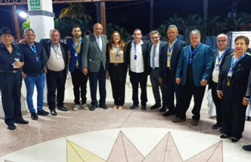 Diario Frontera, Frontera Digital,  El Vigía Panamericana, ,Edgar Xavier Ramírez, se mostró complacido con el acto de juramentación y todo lo capitalizado, por lo que agradeció a Dios primeramente por la oportunidad de estar nuevamente al frente de la Cámara de Comercio e Industria de El Vigía y Zona Sur del Lago,Cavisur generará oportunidades de crecimiento y desarrollo 
en Alberto Adriani en el 2026