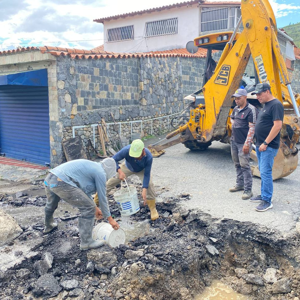 Diario Frontera, Frontera Digital,  Regionales, ,Alcalde Nelson Álvarez inició reparación de tuberías de agua potable y residuales