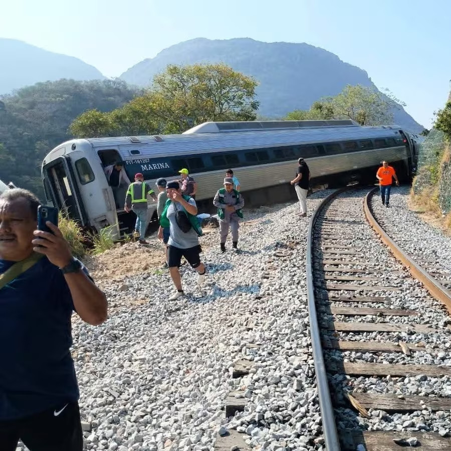 Diario Frontera, Frontera Digital,  Internacionales, ,Al menos 13 muertos y 98 heridos tras descarrilarse tren interoceánico en México