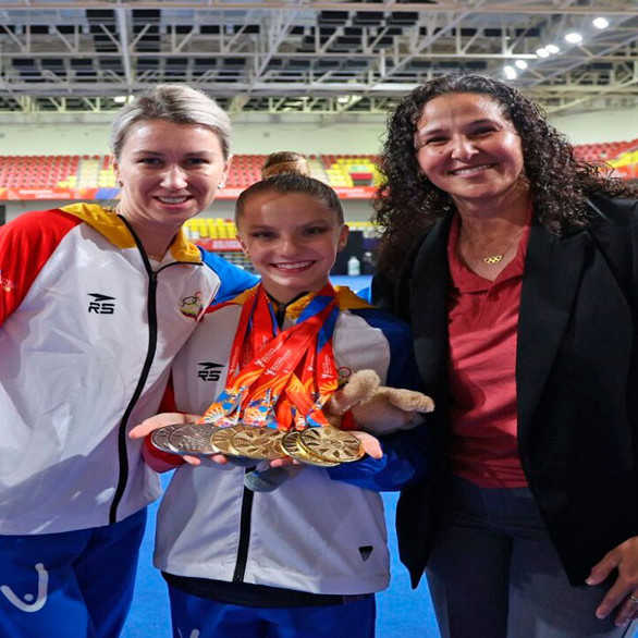 Diario Frontera, Frontera Digital,  Deportes, ,Jimena Domínguez fue la máxima medallista de Venezuela en los Bolivarianos 2025