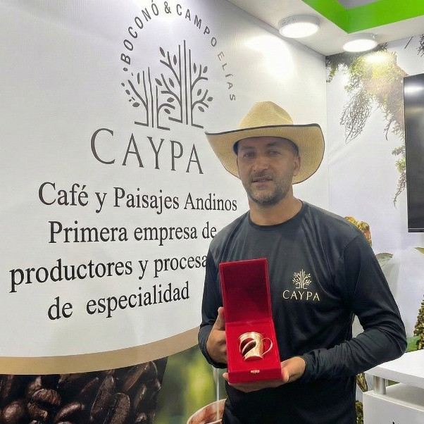 Diario Frontera, Frontera Digital,  Nacionales, ,Roney Durán, productor del proyecto Paisajes Andinos, se alza con la Taza de Bronce en encuentro internacional de café