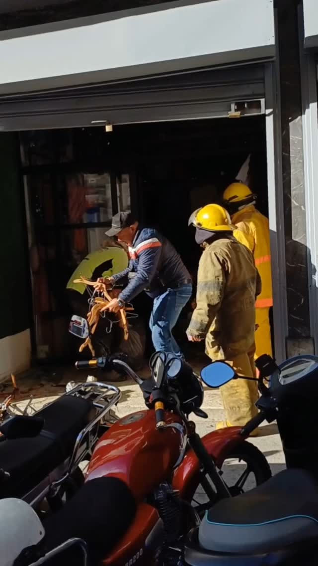 Diario Frontera, Frontera Digital,  Sucesos, ,Un lesionado tras incendio en el centro de Mérida
