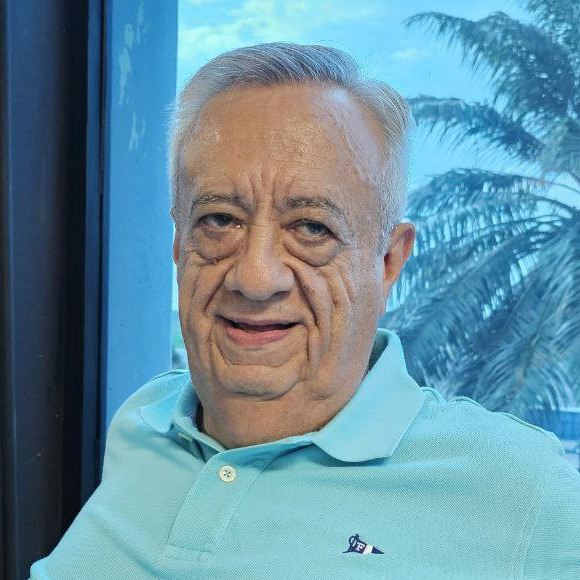 Diario Frontera, Frontera Digital,  Opinión, ,ENTRE EL VERDE OLIVA Y EL ROJO por Héctor Alonso López
