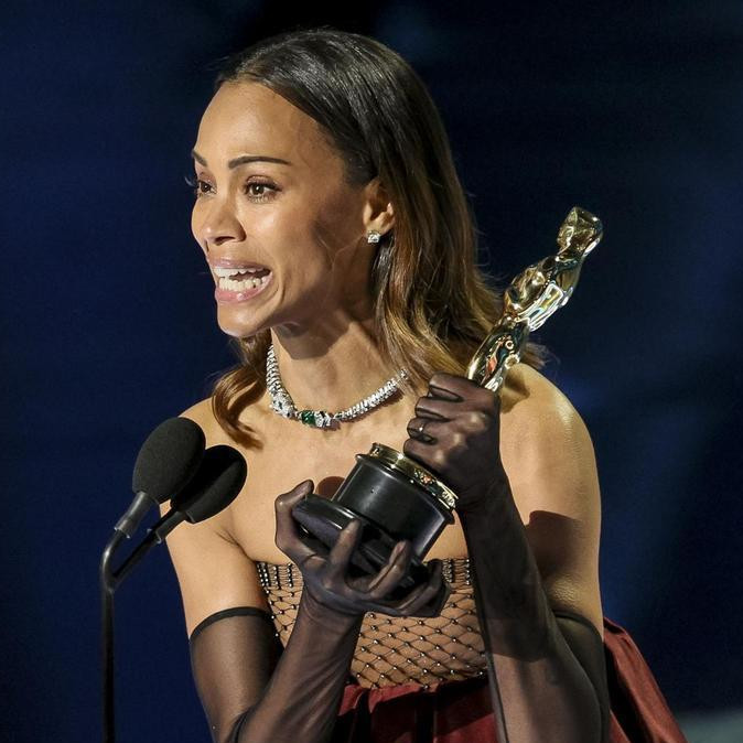 Diario Frontera, Frontera Digital,  Farándula, ,«¡Soy una orgullosa hija de migrantes!»: el emotivo discurso de Zoe Saldaña al recibir el Oscar a Mejor Actriz de Reparto por Emilia Pérez