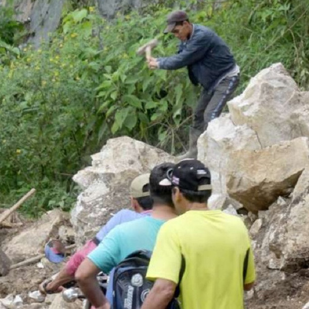 Diario Frontera, Frontera Digital,  Páramo, ,Derrumbes por lluvias obstaculizaron la vía entre Barinas y Mérida