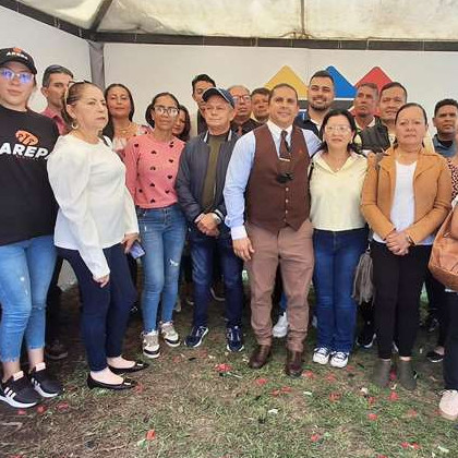 Diario Frontera, Frontera Digital,  Politica, ,Armando De La Rotta formaliza su candidatura a la Gobernación de Mérida ante el CNE