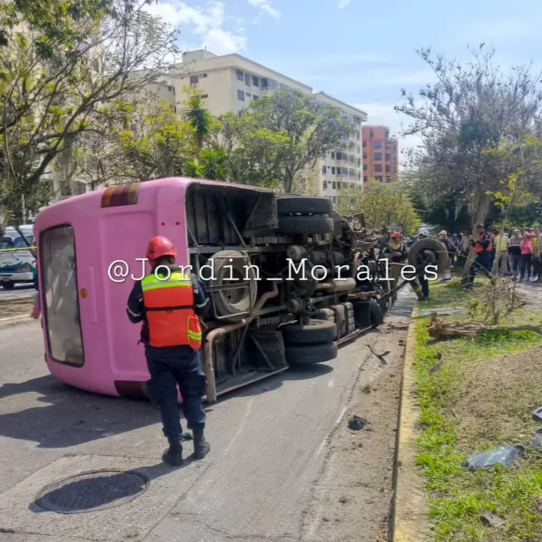 Diario Frontera, Frontera Digital,  Sucesos, ,Al menos 11 lesionados tras colisión múltiple en Mérida