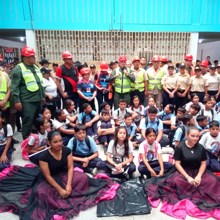 Diario Frontera, Frontera Digital,  El Vigía Panamericana, ,Con éxito se realizó encuentro entre las Bricomiles y el sector educativo en El Vigía