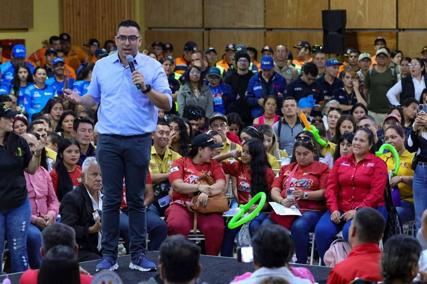 Diario Frontera, Frontera Digital,  Politica, ,Arnaldo Sánchez presenta Plan de Gobierno en multidisciplinario encuentro con Trabajadores de Mérida