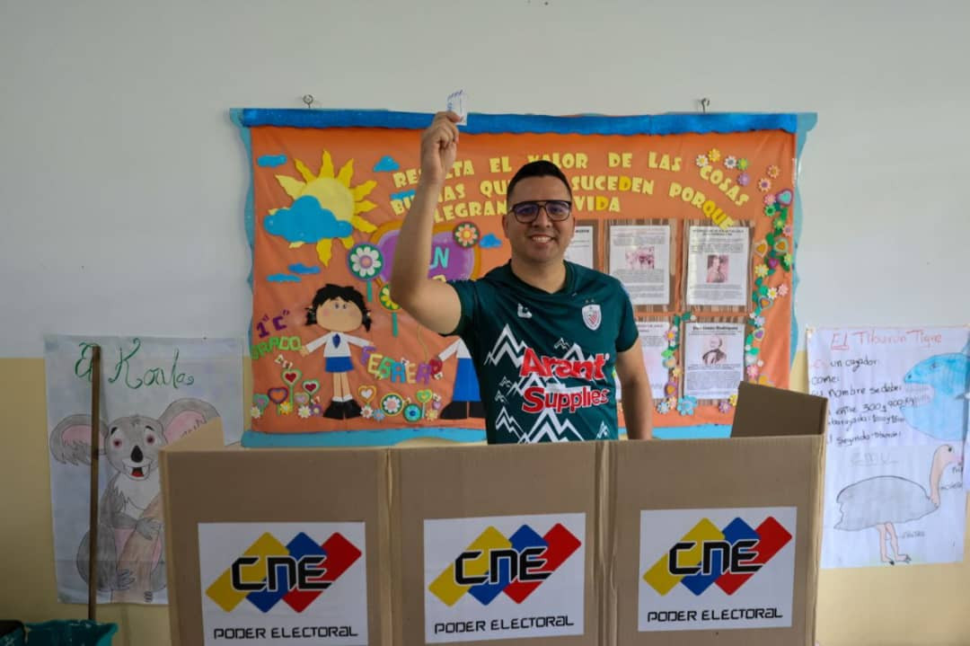 Diario Frontera, Frontera Digital,  Politica, ,Candidato Arnaldo Sánchez destaca la entusiasta participación ciudadana en el simulacro electoral en Mérida