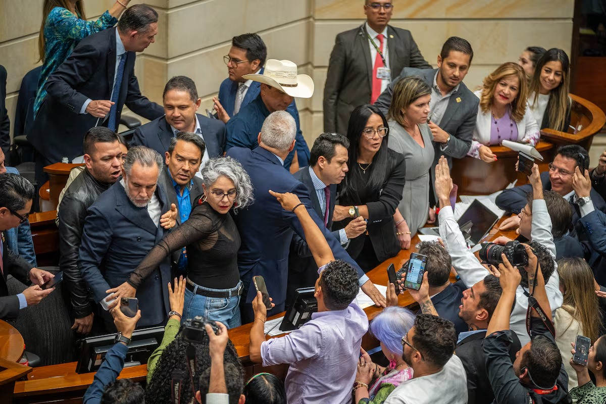 Diario Frontera, Frontera Digital,  Internacionales, ,El Senado de Colombia hunde la consulta popular propuesta por Petro