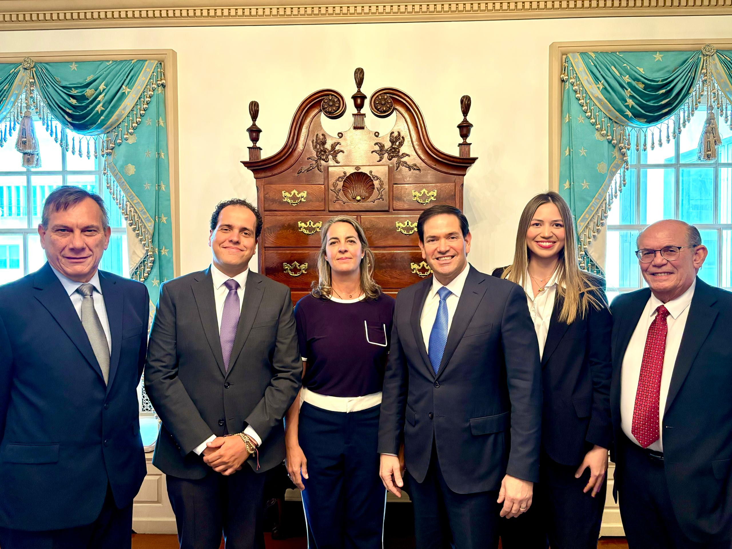 Diario Frontera, Frontera Digital,  Internacionales, ,Marco Rubio se reunió con los cinco asilados 
de la Embajada de Argentina