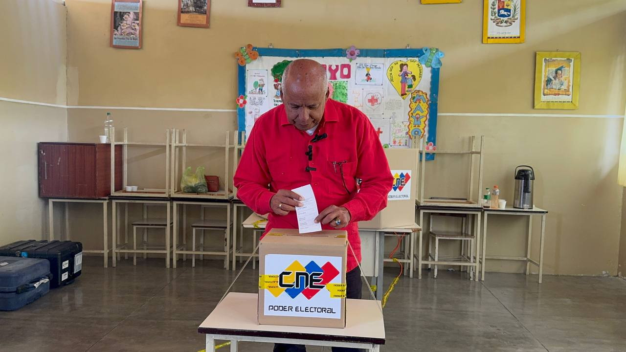 Diario Frontera, Frontera Digital,  Politica, ,Alcalde Simón Figueroa recorrió los centros de votación del municipio Campo Elías