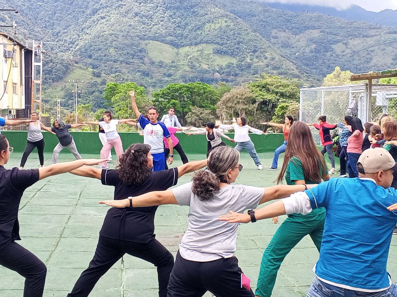 Diario Frontera, Frontera Digital,  Salud, ,Personal asistencial fomenta higiene postural en celebración del Día del Médico Fisiatra