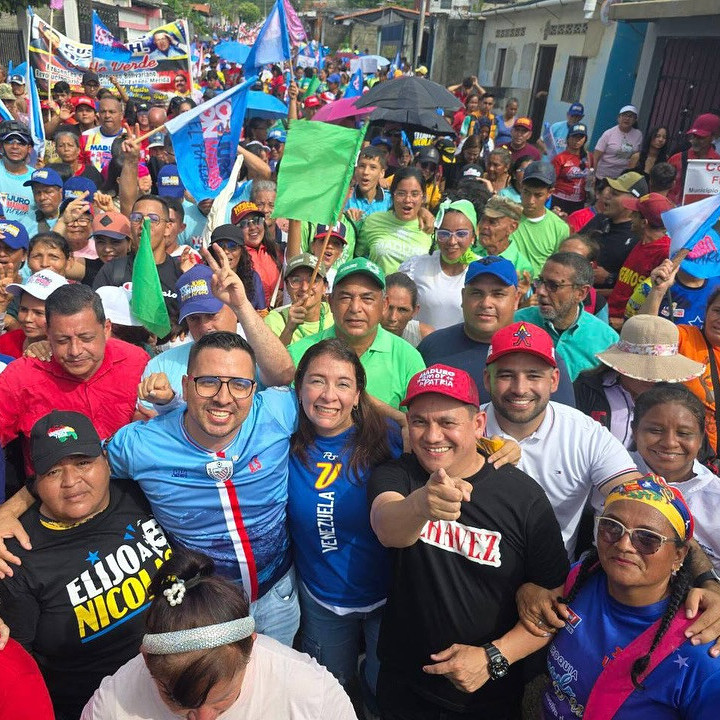 Diario Frontera, Frontera Digital,  Politica, ,El Vigía se desborda en marcha de apoyo para el candidato Arnaldo Sánchez