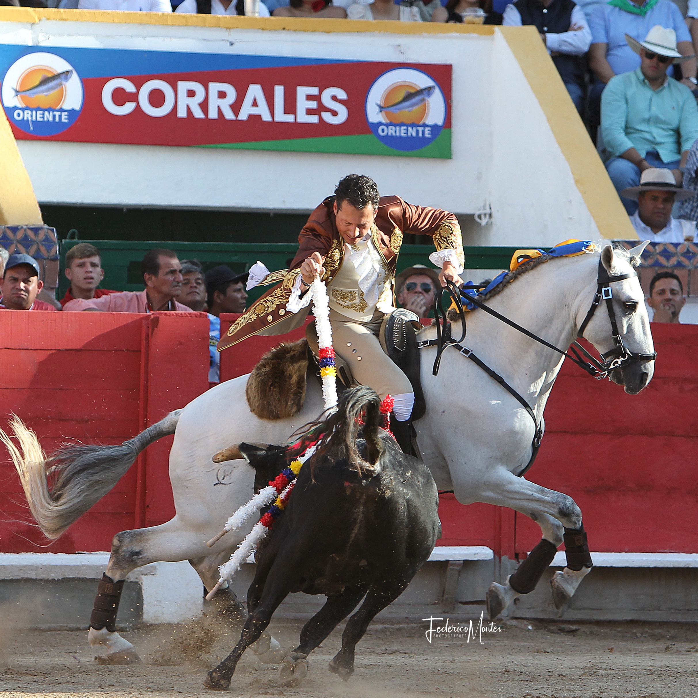 Diario Frontera, Frontera Digital,  Entretenimiento, ,FERIA DE MAYO –SEGUNDA CORRIDA | José Luis y Antonio Suárez por la Puerta Grande en el cierre ferial