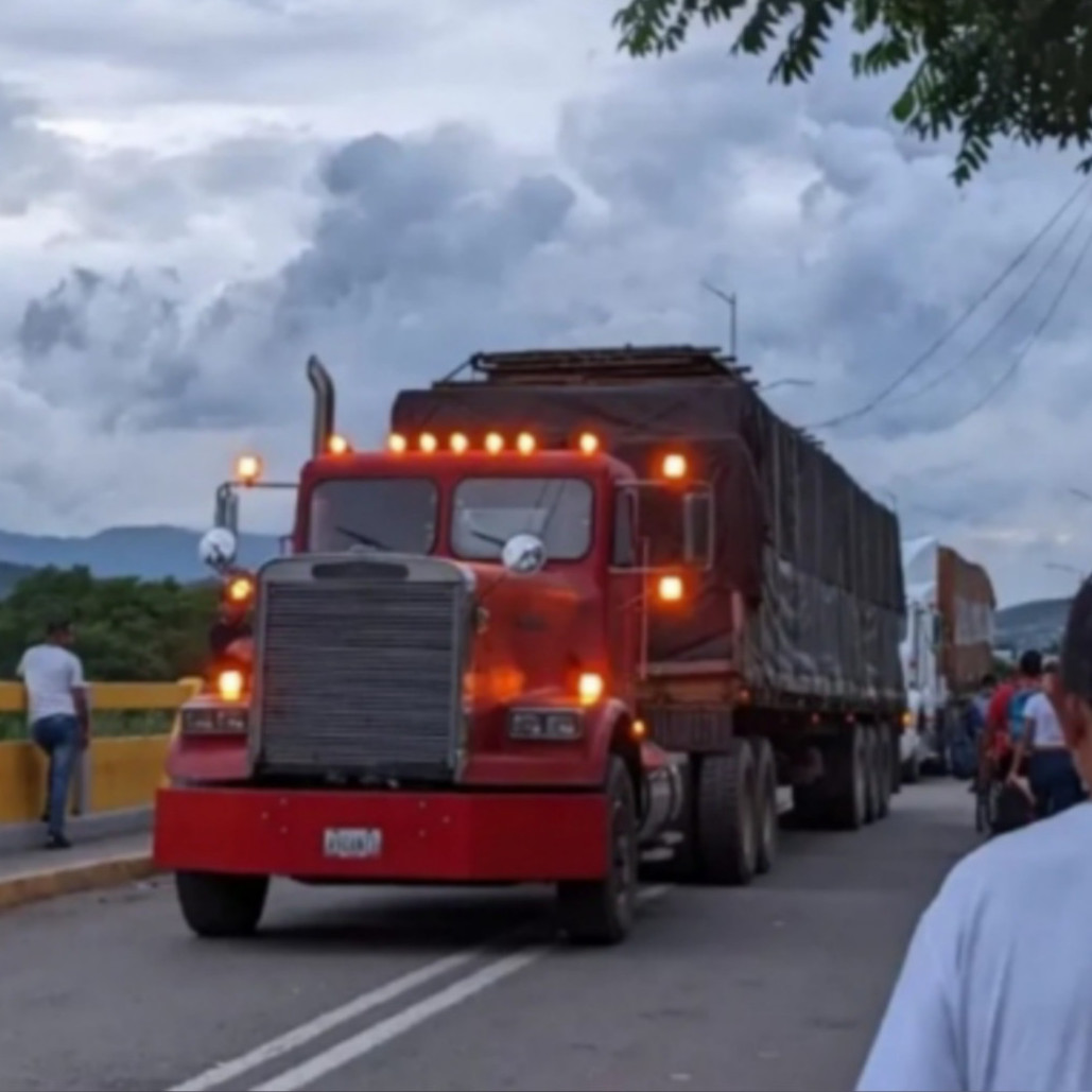 Diario Frontera, Frontera Digital,  Internacionales, ,Camiones venezolanos enfrentan parálisis operativa
 por falta de póliza de responsabilidad civil necesaria en Colombia