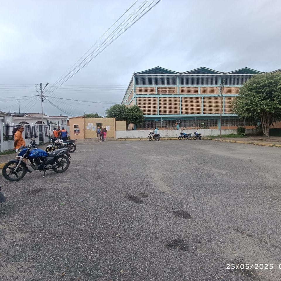 Diario Frontera, Frontera Digital,  El Vigía Panamericana, ,Marcada desolación muestran centros de votación del municipio Alberto Adriani
