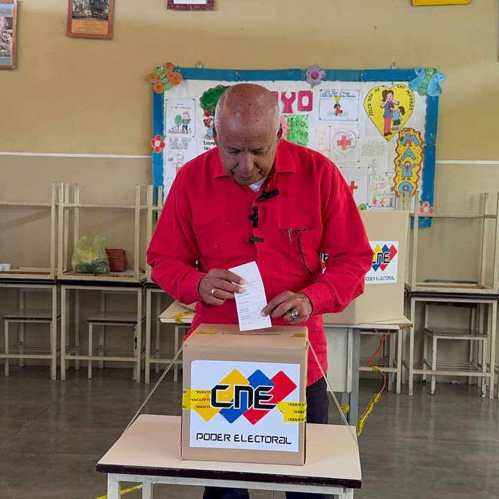Diario Frontera, Frontera Digital,  Politica, ,Alcalde Simón Figueroa recorrió los centros de votación del municipio Campo Elías